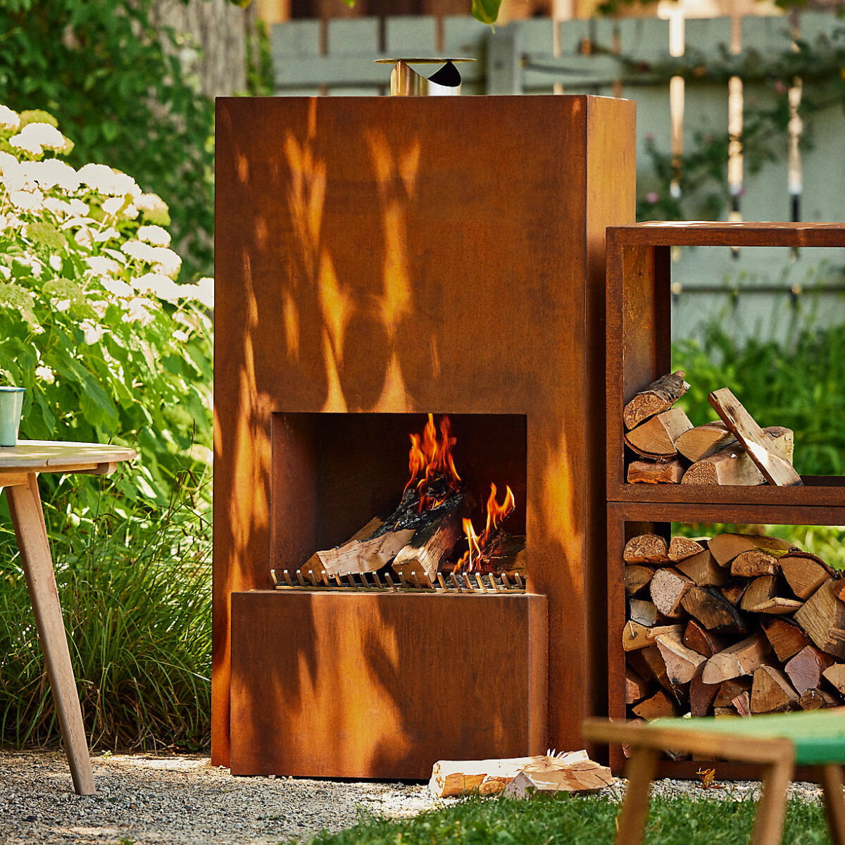 GardenMaxX Gartenkamin Pinacate XL Corten - Woodstore Edition mit BBQ ...